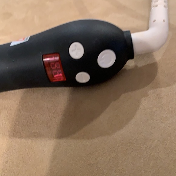 Beachwavee S1.25 curling iron/wand - Picture 5 of 6